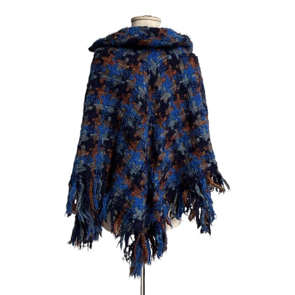 70s Vintage Wool Sweater Cape Arolan Kutomo Finland Boho Hippie Fringe Plaid. - Picture 9 of 13